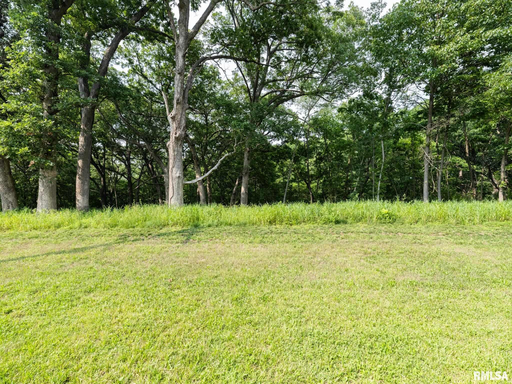 3041 Zion Oaks Road Pekin, IL 61554 - Photo 2 of 26