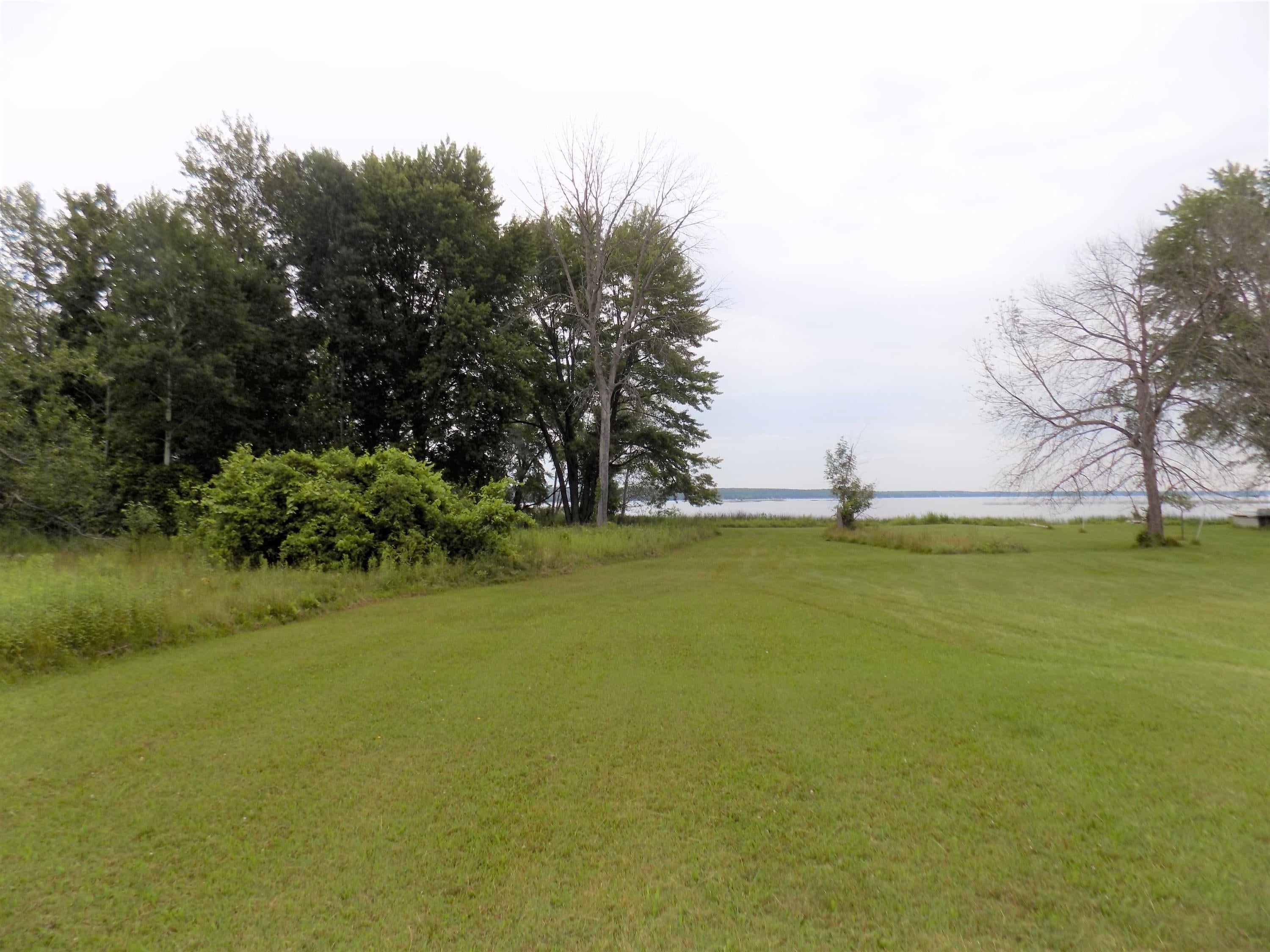 2590 North Black River Road Cheboygan, MI 49721 - Photo 6 of 16 Gallery Image 6