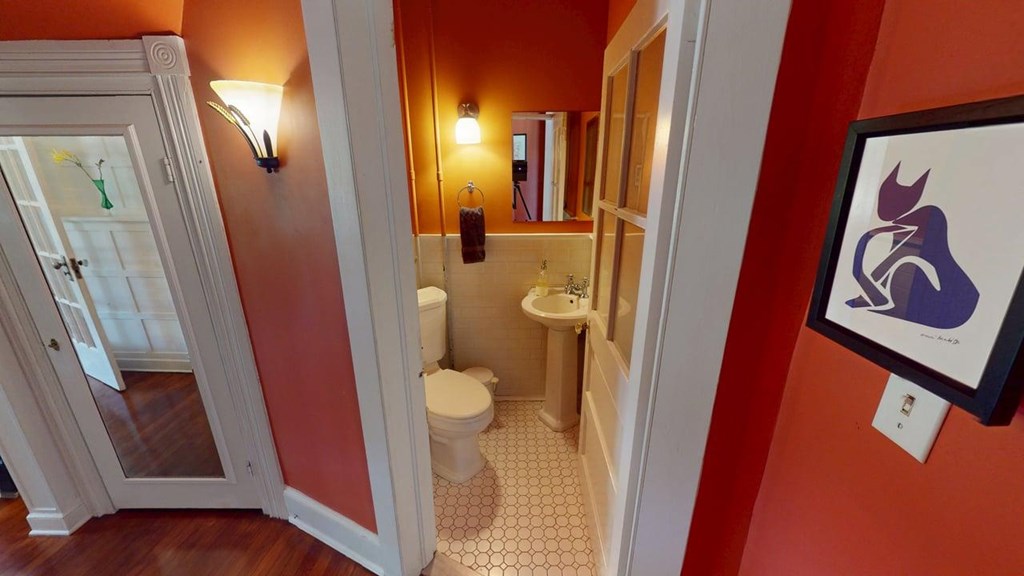 58 Market Street Onancock, VA 23417 - Photo 12 of 42 Half bath