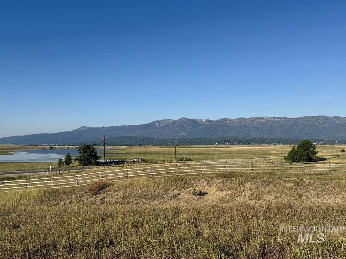 2 Joshua Drive Cascade, ID 83611 - Photo 3 of 17