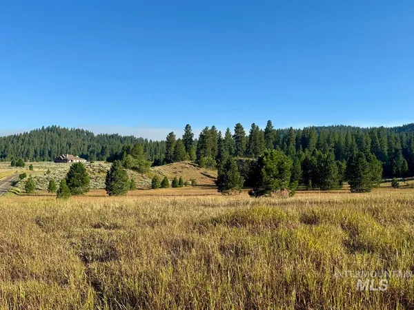 $225,000 | 2 Joshua Drive, Cascade, ID 83611