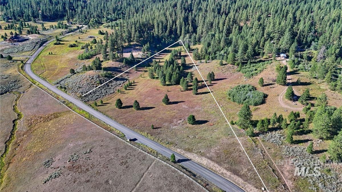 2 Joshua Drive Cascade, ID 83611 - Photo 10 of 17