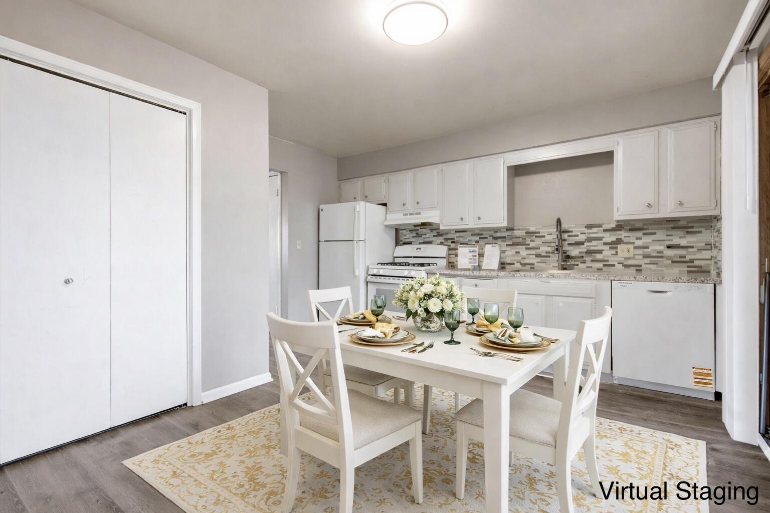 100 43rd Street Southwest Grand Rapids, MI 49548 - Photo 11 of 68 AB366740-A2E0-4931-A8A3-A072E1093AF5