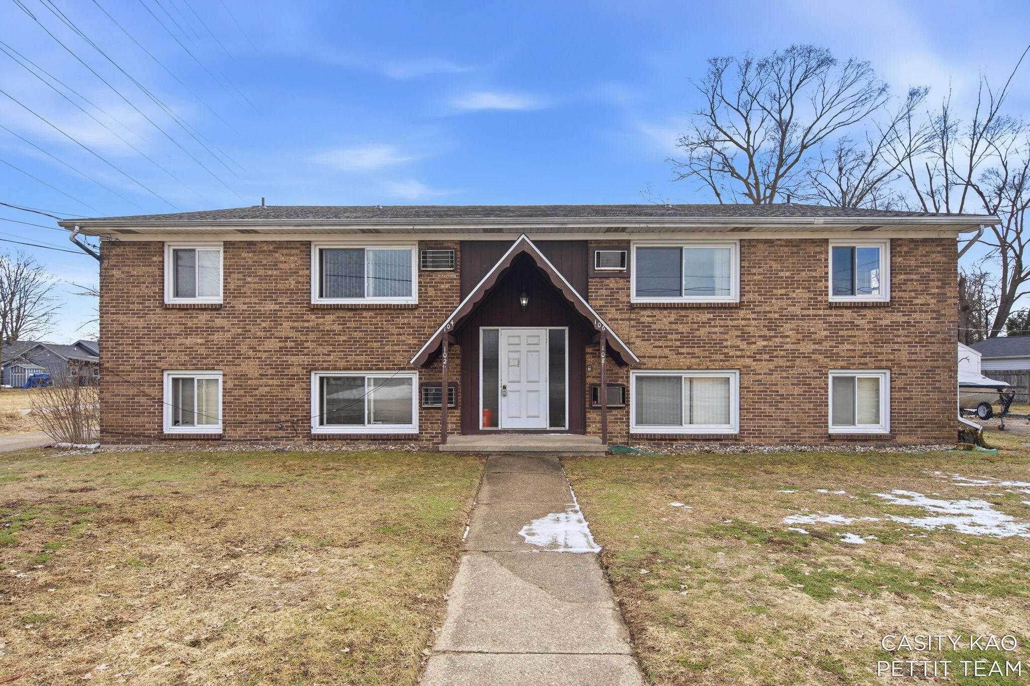 100 43rd Street Southwest Grand Rapids, MI 49548 - Photo 2 of 68 IMG_3431