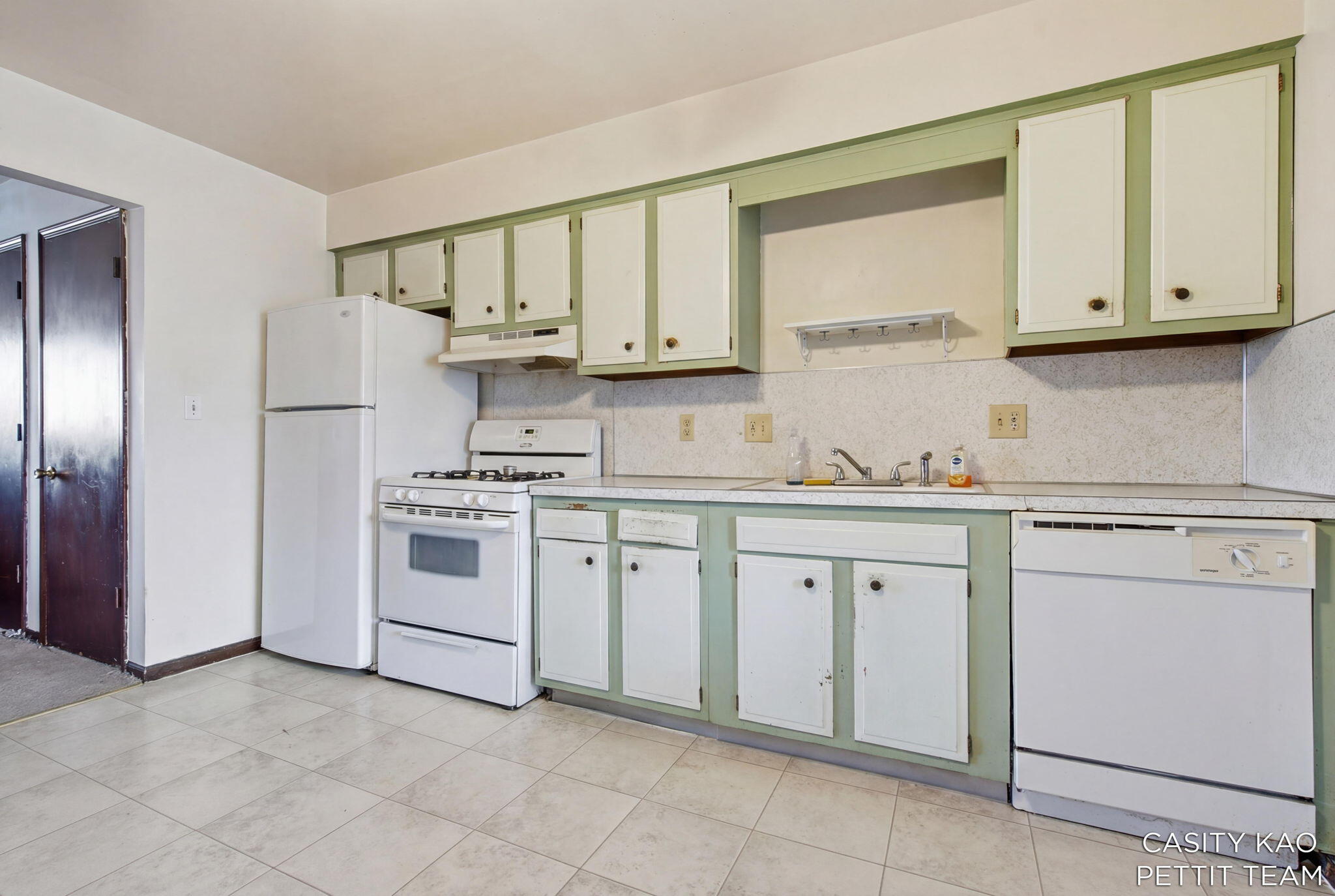 100 43rd Street Southwest Grand Rapids, MI 49548 - Photo 44 of 68 IMG_3472