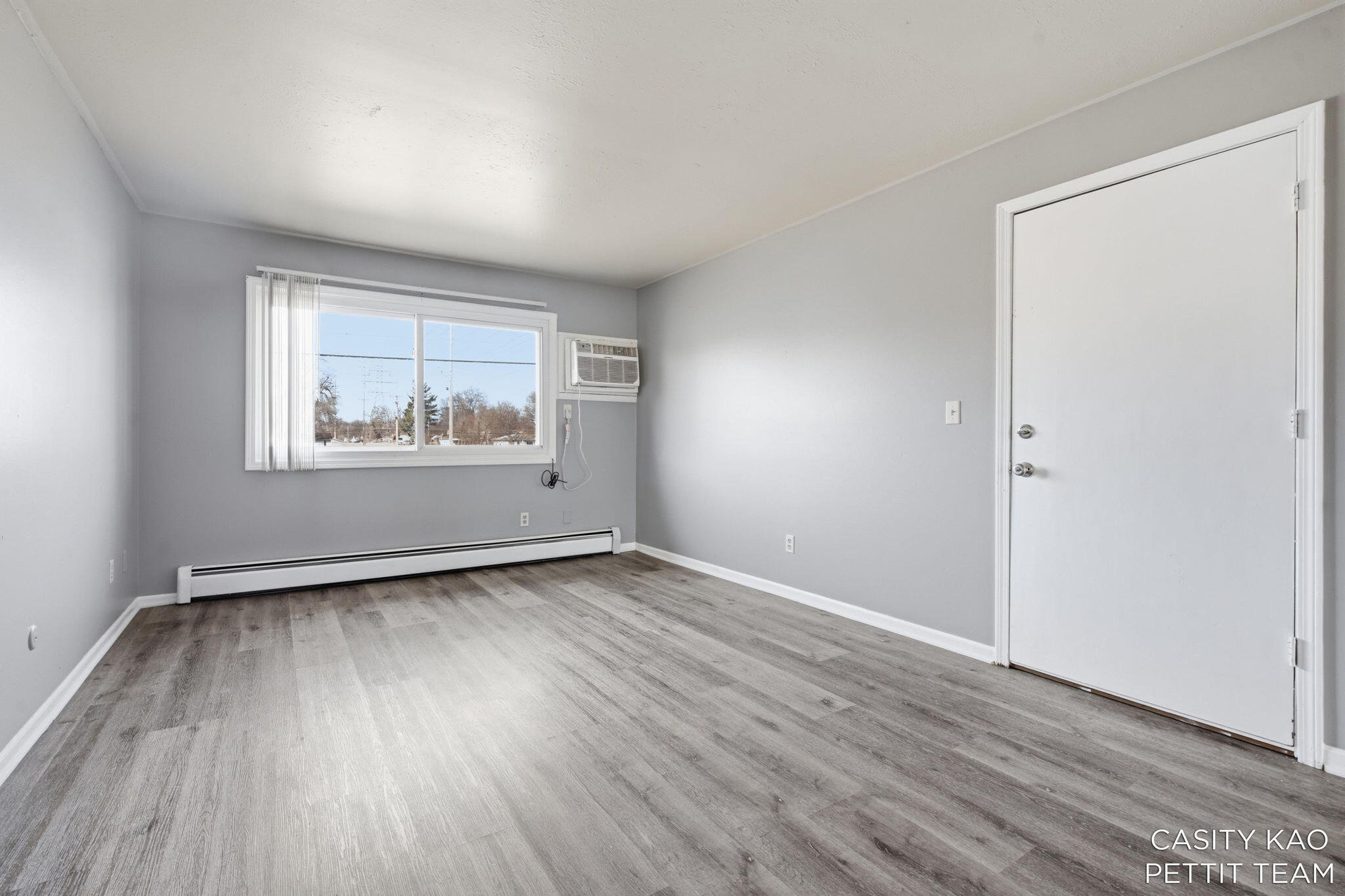 100 43rd Street Southwest Grand Rapids, MI 49548 - Photo 9 of 68 IMG_3434