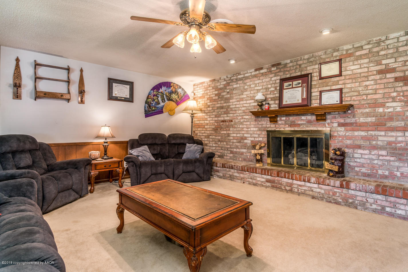 4807 Gary Lane Amarillo, TX 79110 - Photo 3 of 20 Living Room