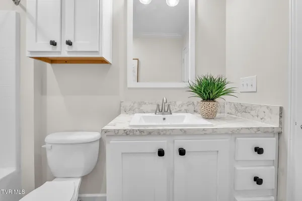 $329,000 | 18416 Fortunes Way, Abingdon, VA 24210