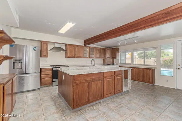 $520,000 | 2300 East Concorda Drive, Tempe, AZ 85282