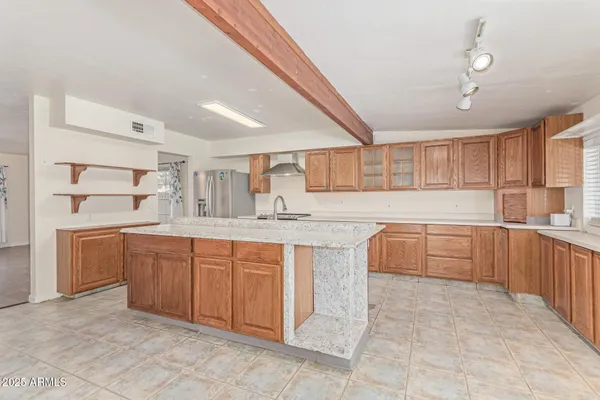 $520,000 | 2300 East Concorda Drive, Tempe, AZ 85282