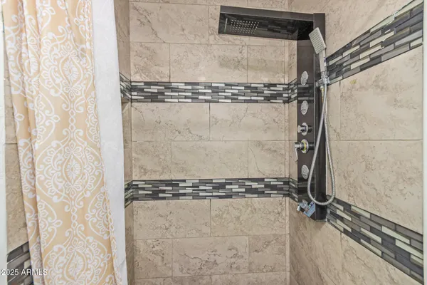 $520,000 | 2300 East Concorda Drive, Tempe, AZ 85282