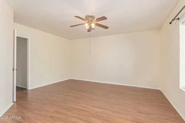 $520,000 | 2300 East Concorda Drive, Tempe, AZ 85282