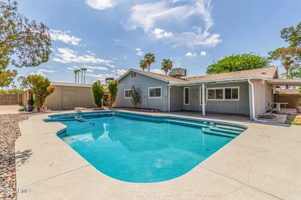 $520,000 | 2300 East Concorda Drive, Tempe, AZ 85282