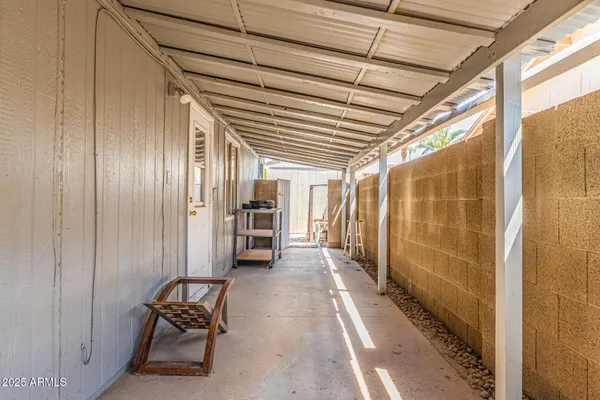 $520,000 | 2300 East Concorda Drive, Tempe, AZ 85282