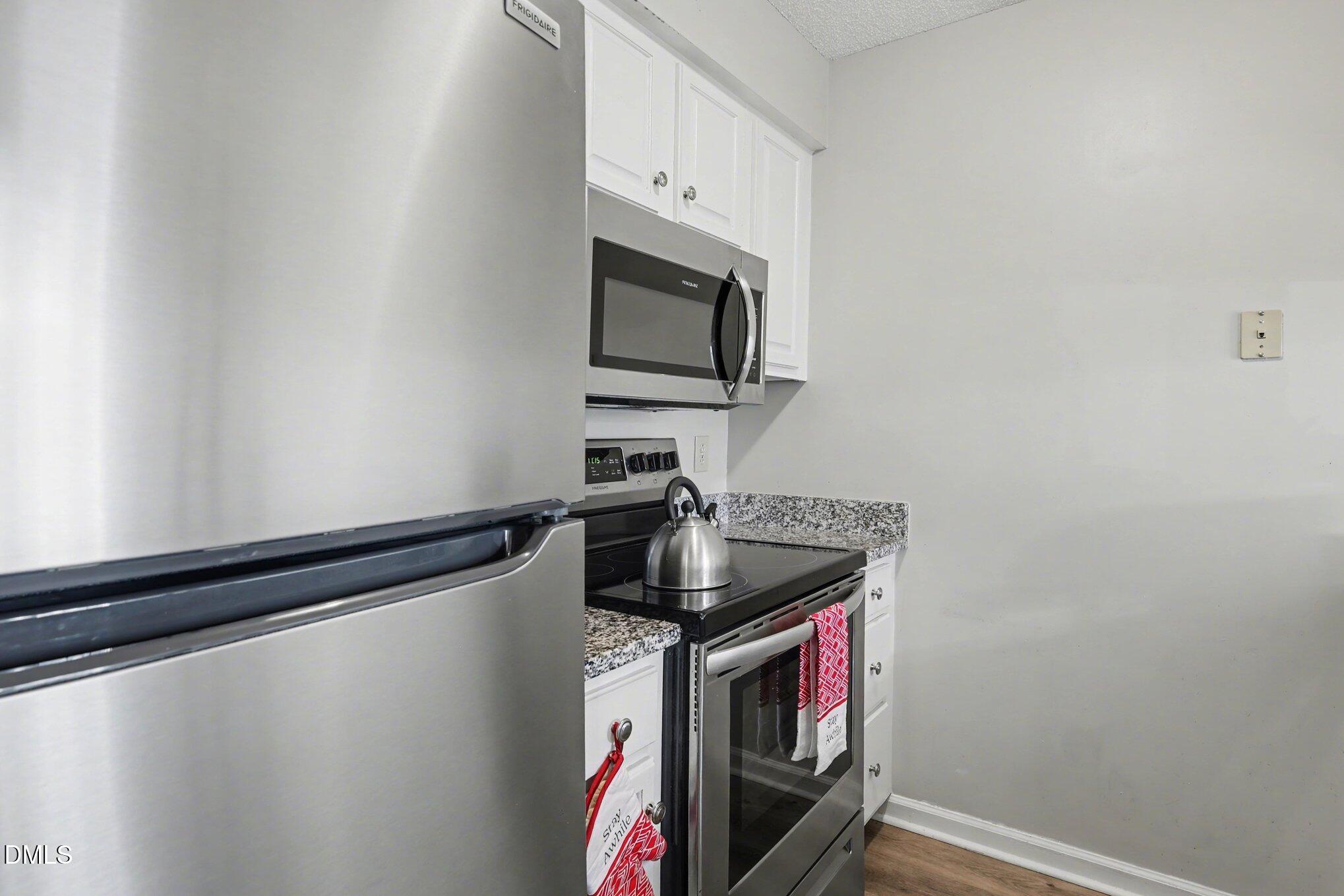 3331 Tarleton East, Unit 8 Durham, NC 27713 - Photo 12 of 20 012_bc4a2909_546