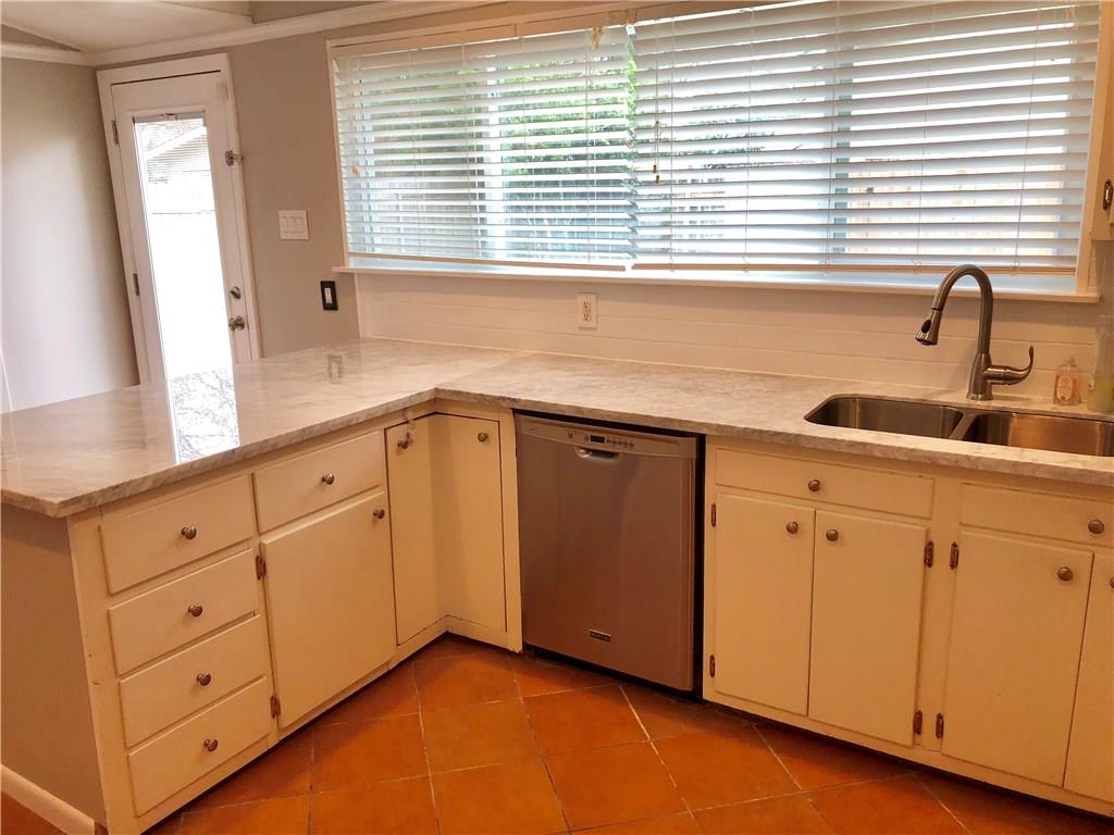 505 Hester Avenue River Ridge, LA 70123 - Photo 10 of 28 Gallery Image 10