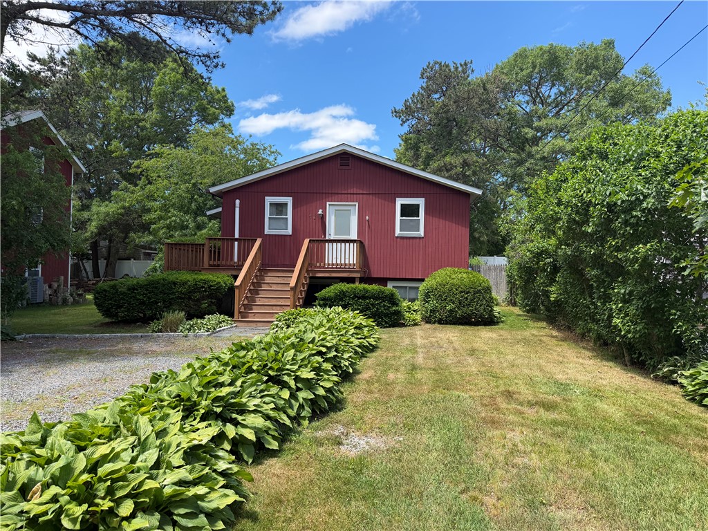 76 Hemlock Road South Kingstown, RI 02879 - Photo 2 of 28