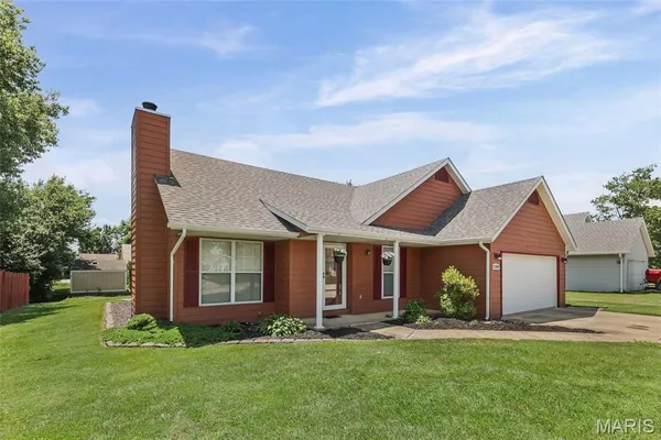 $234,900 | 3280 Springbrook Drive, Shiloh, IL 62221