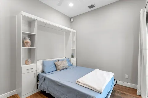 $2,295,000 | 1230 Darlington Oak Circle Northeast, St. Petersburg, FL 33703