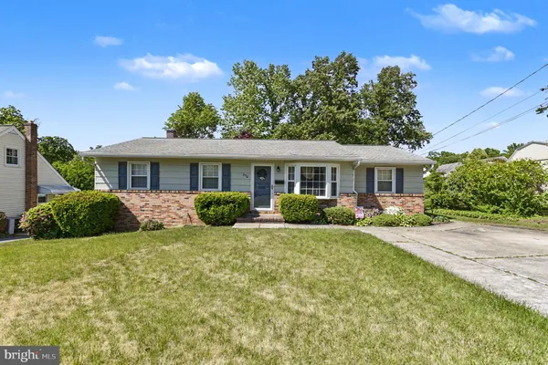 $323,000 | 696 West Maple Road, Linthicum Heights, MD 21090