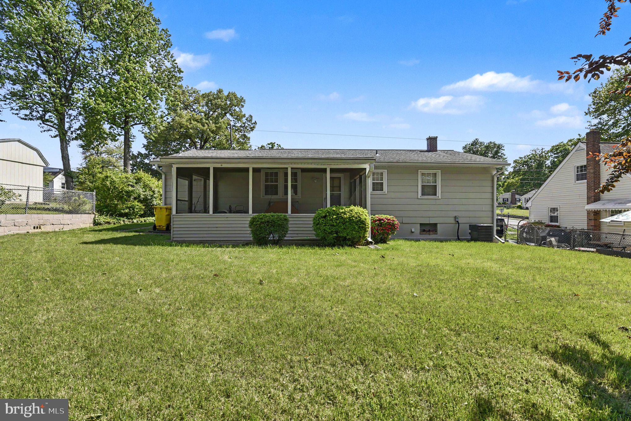 696 West Maple Road Linthicum Heights, MD 21090 - Photo 11 of 18
