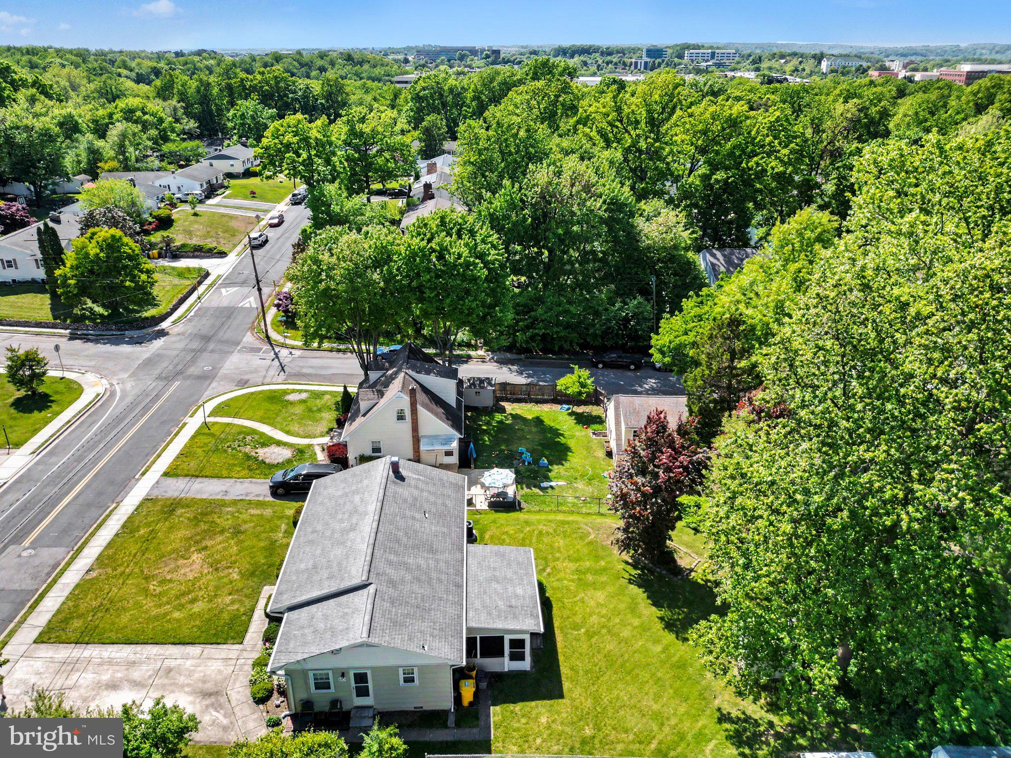 696 West Maple Road Linthicum Heights, MD 21090 - Photo 14 of 18