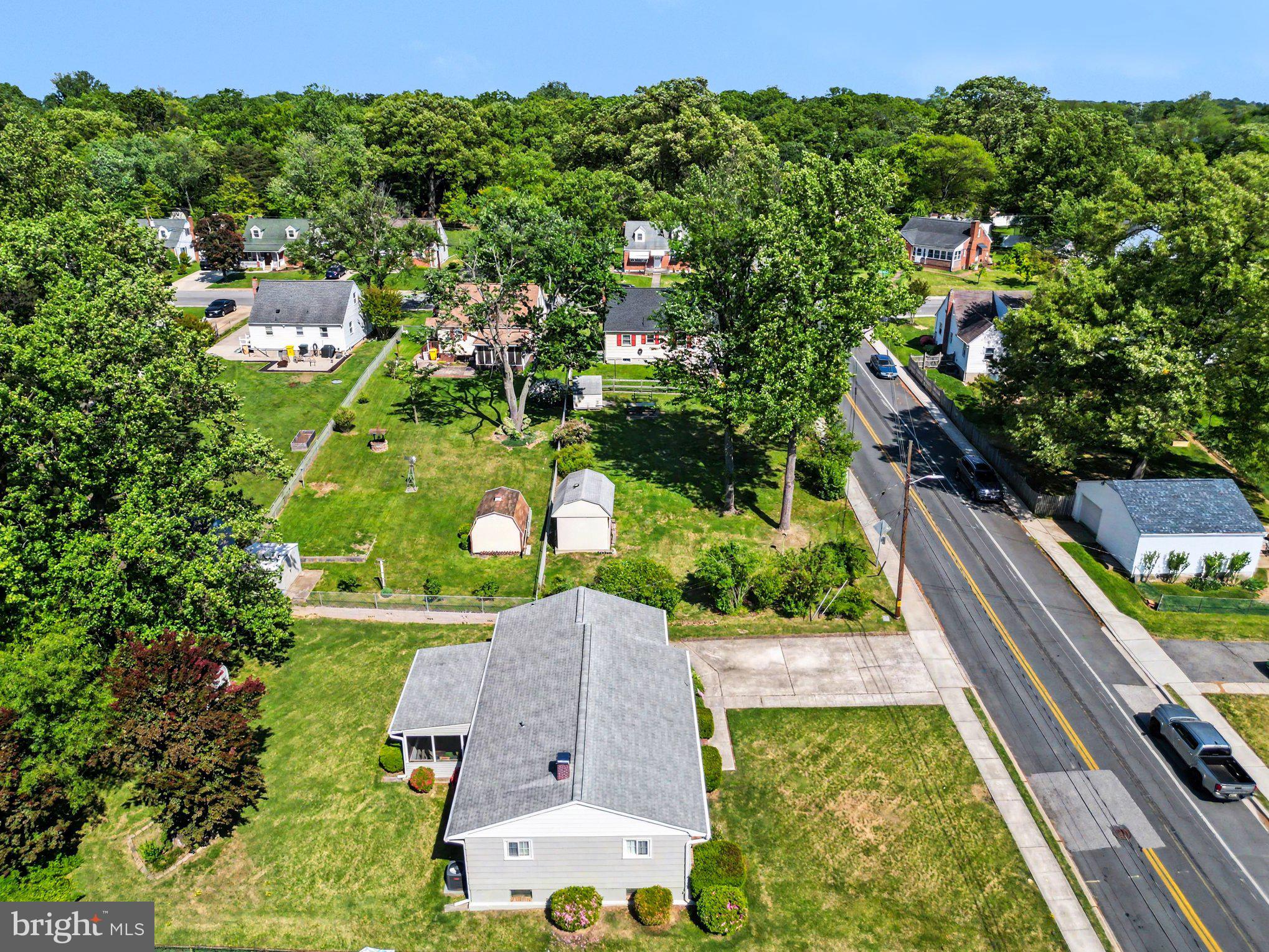 696 West Maple Road Linthicum Heights, MD 21090 - Photo 15 of 18