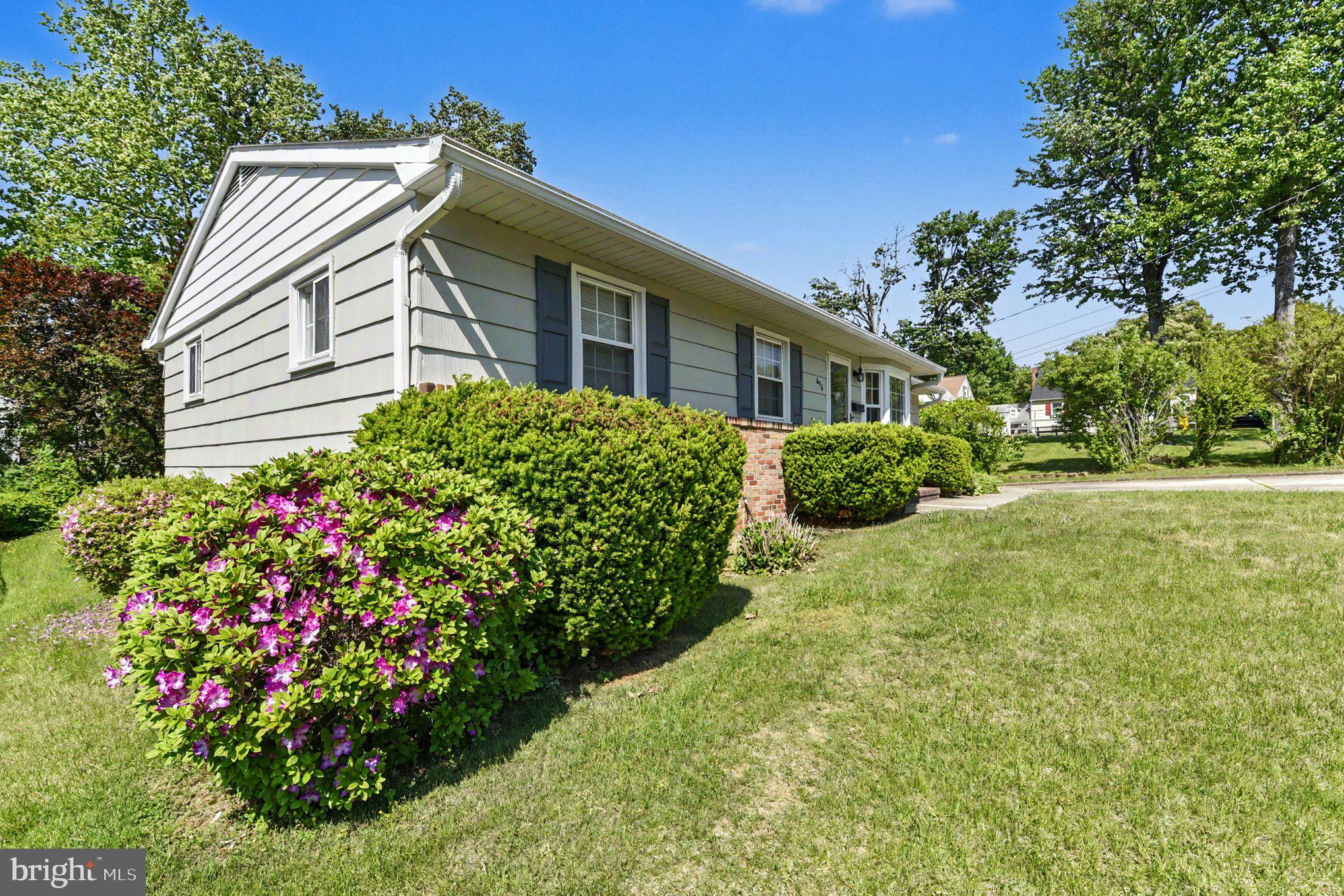 696 West Maple Road Linthicum Heights, MD 21090 - Photo 4 of 18