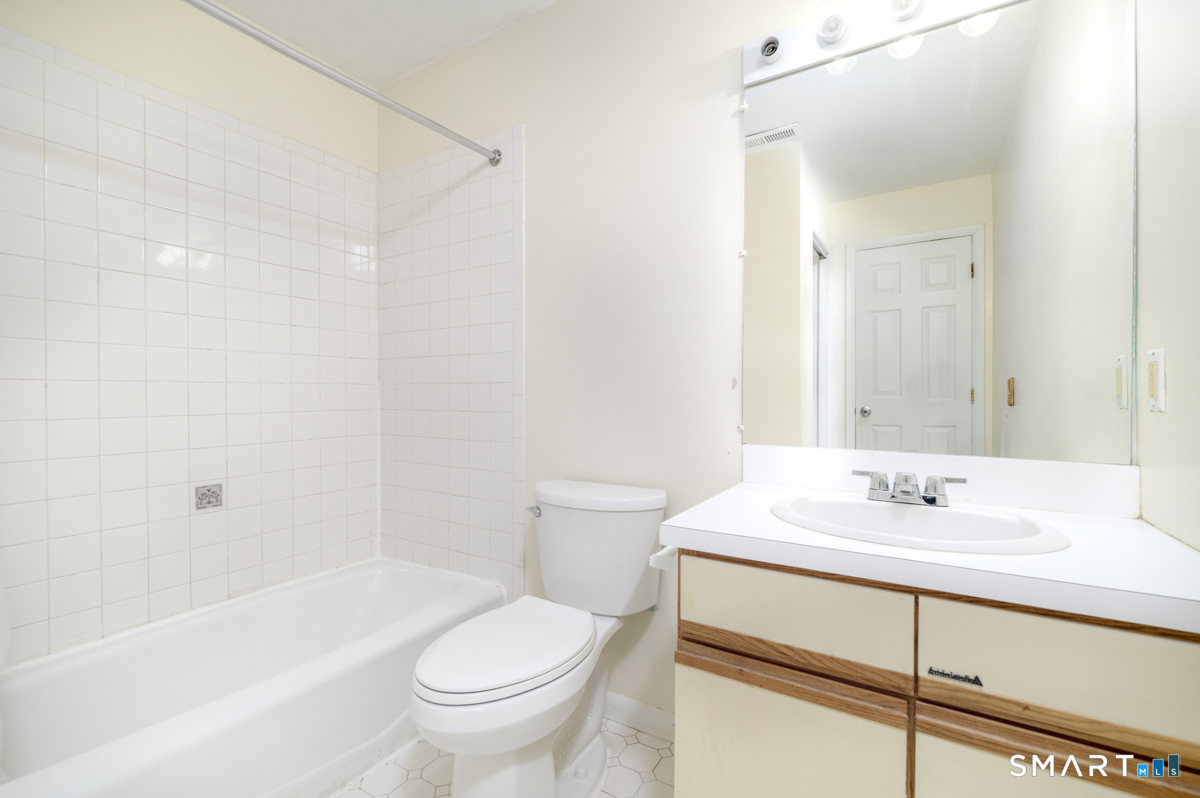 115 Flax Hill Road, Unit 10 Norwalk, CT 06854 - Photo 20 of 21