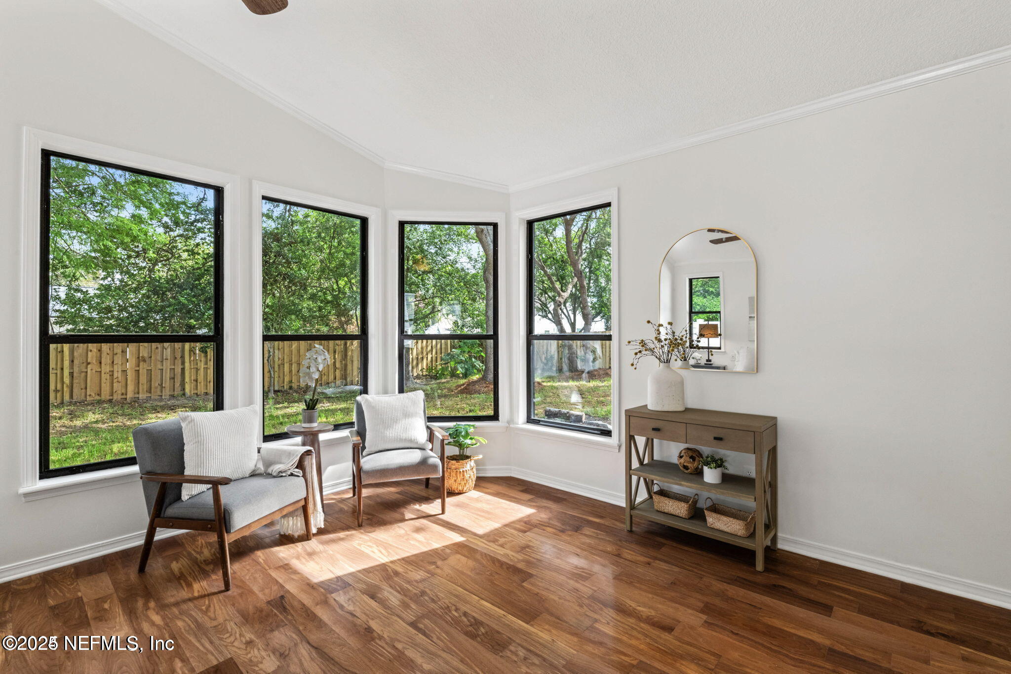 43 Jackson Avenue Ponte Vedra Beach, FL 32082 - Photo 11 of 26 Primary bedroom