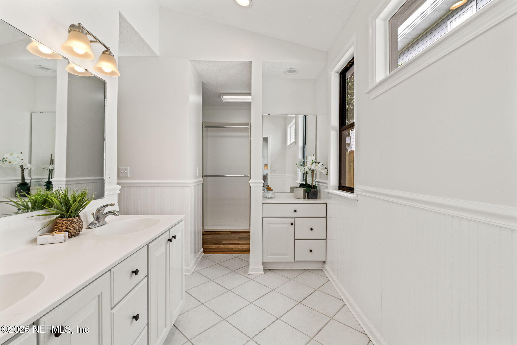 43 Jackson Avenue Ponte Vedra Beach, FL 32082 - Photo 14 of 26 Primary bathroom