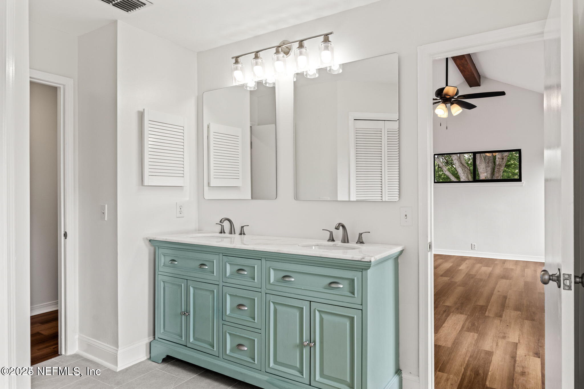 43 Jackson Avenue Ponte Vedra Beach, FL 32082 - Photo 19 of 26 Bath in 3rd bedroom