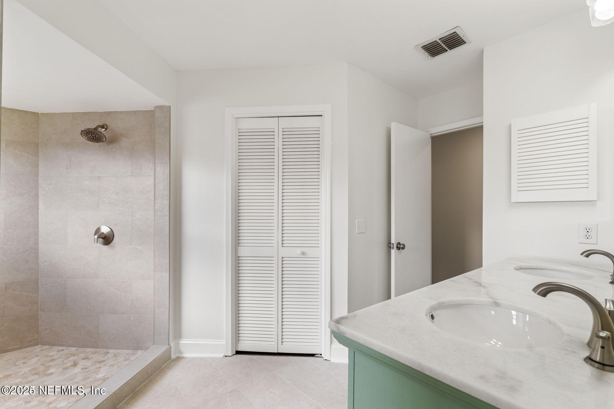 43 Jackson Avenue Ponte Vedra Beach, FL 32082 - Photo 20 of 26 Bath in 3rd bedroom