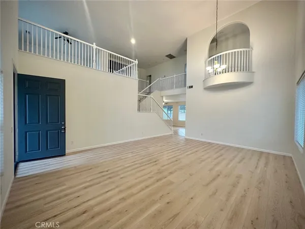 $4,100 | 33564 Blue Water Way, Temecula, CA 92592