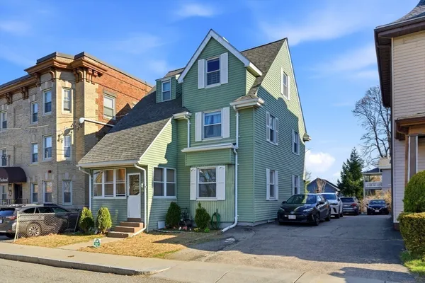 $2,500 | 7 Orchard Street, Unit 1, Newton, MA 02458