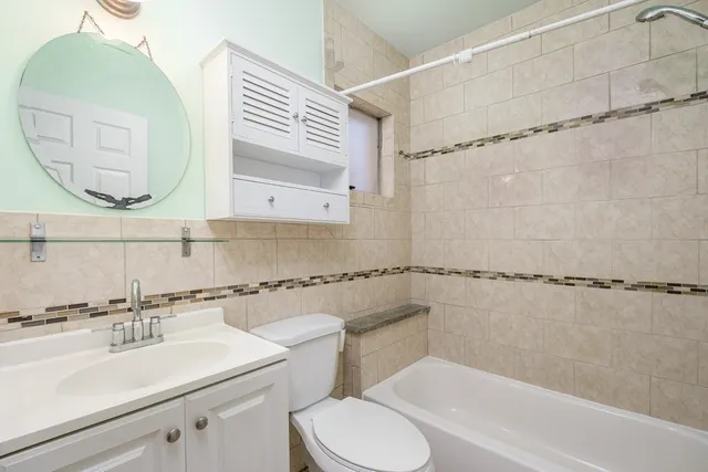 $2,650 | 7 Orchard Street, Unit 1, Newton, MA 02458