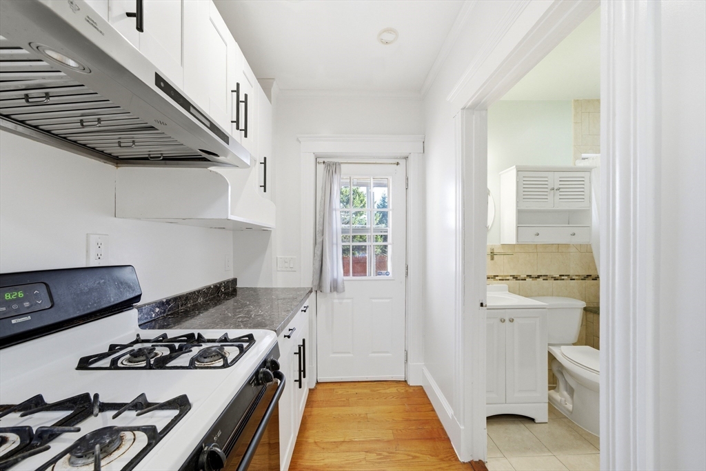 7 Orchard Street, Unit 1 Newton, MA 02458 - Photo 8 of 28