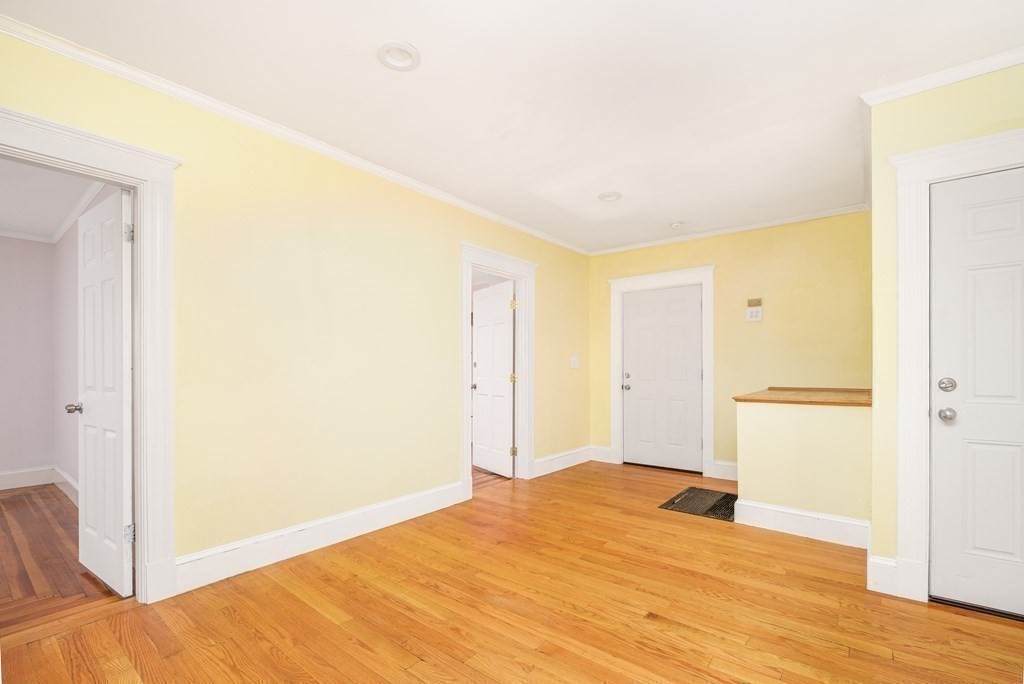 7 Orchard Street, Unit 1 Newton, MA 02458 - Photo 8 of 19