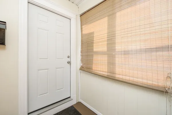 $2,550 | 7 Orchard Street, Unit 1, Newton, MA 02458