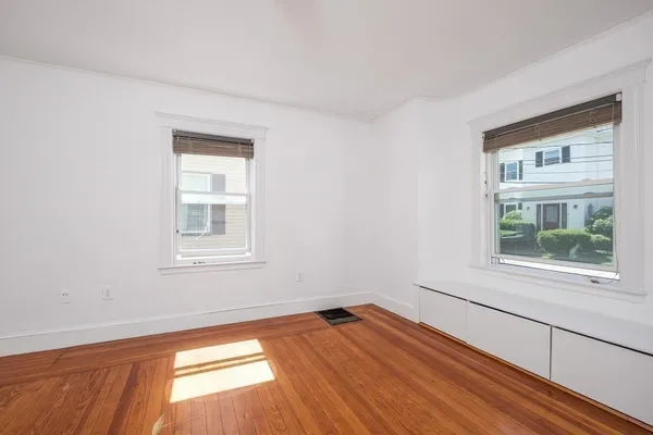 $2,500 | 7 Orchard Street, Unit 1, Newton, MA 02458