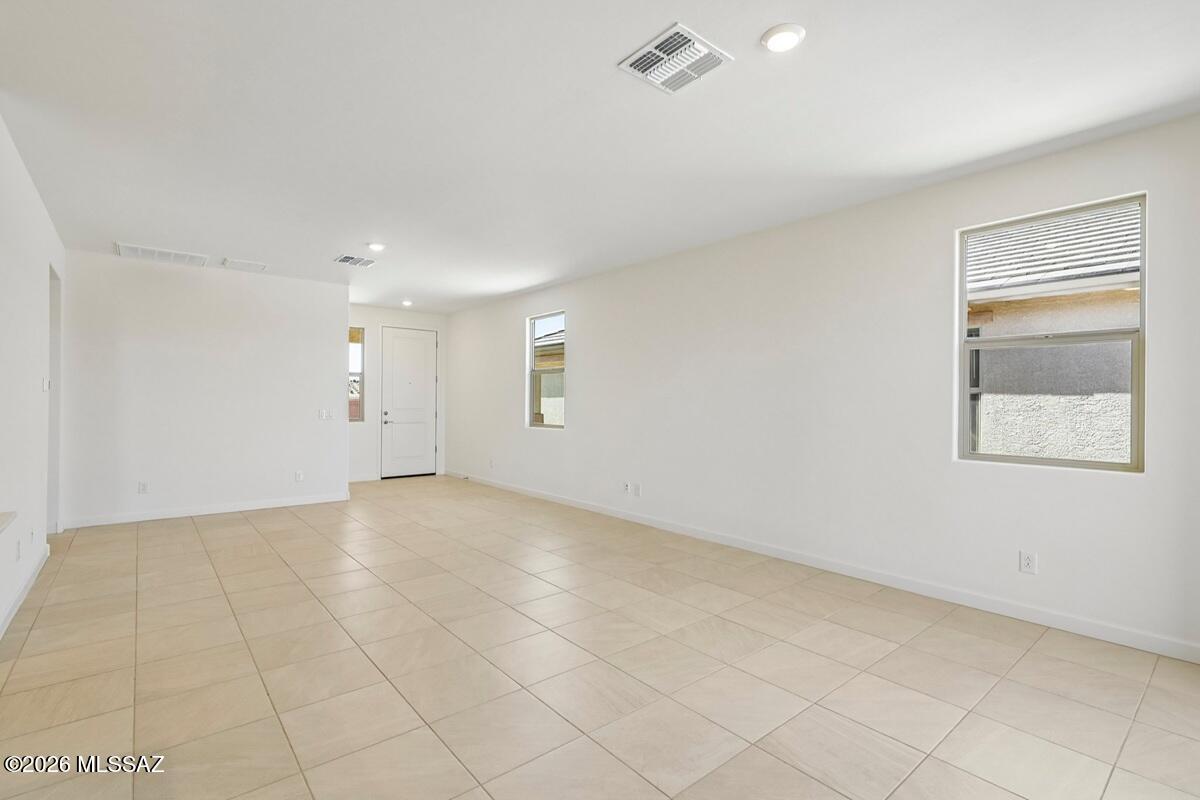 12388 North Bella Victoria Road Marana, AZ 85658 - Photo 3 of 20