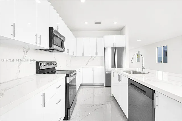 $4,540 | 22431 Southwest 125th Avenue, Unit 19B, Miami, FL 33170