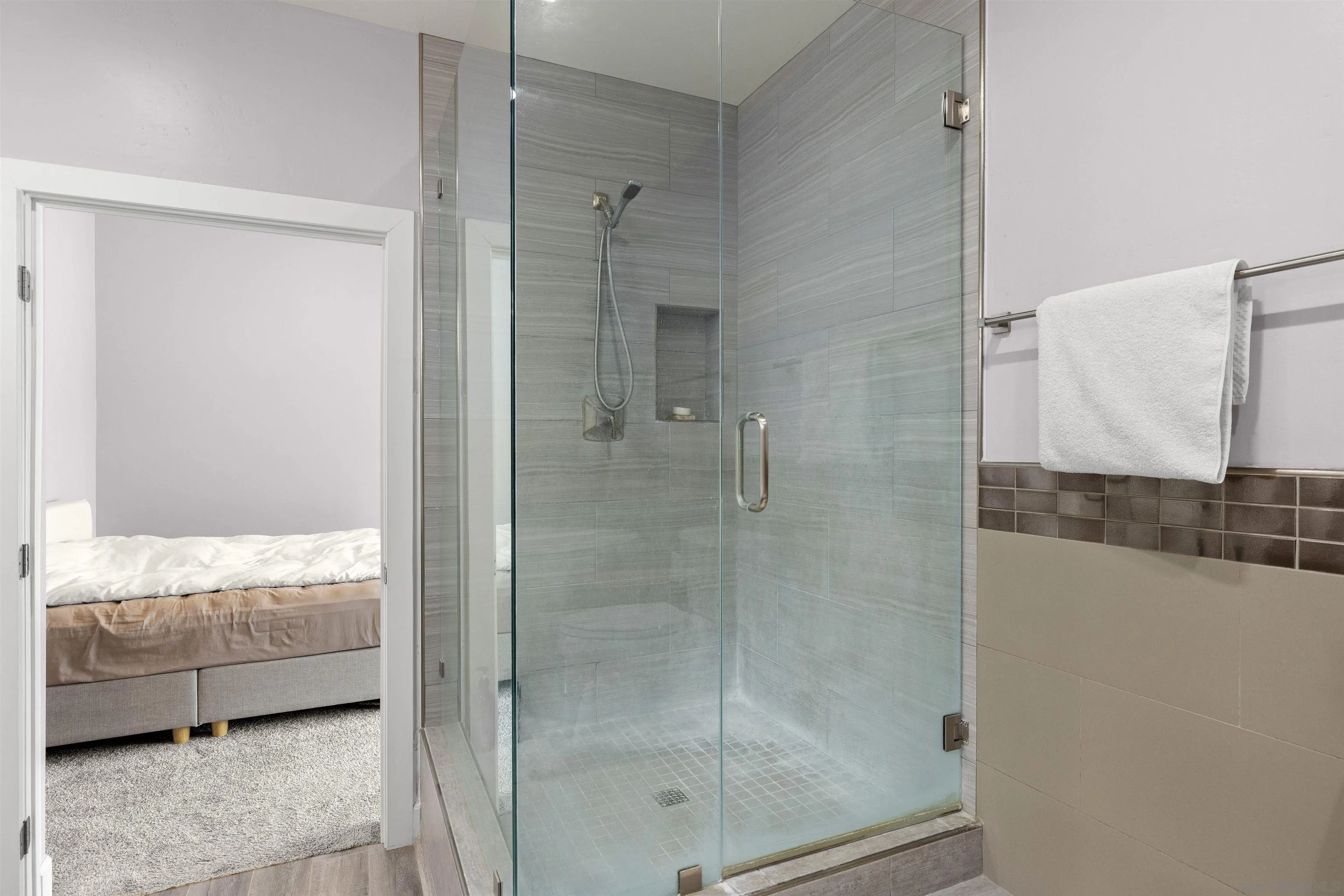 752 Bracero Road Encinitas, CA 92024 - Photo 23 of 46 a bathroom with a bathtub and shower