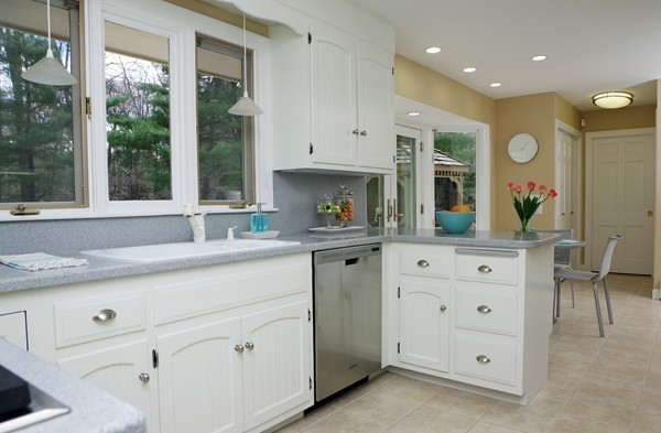 77 Rockport Road Weston, MA 02493 - Photo 11 of 29 Gallery Image 11