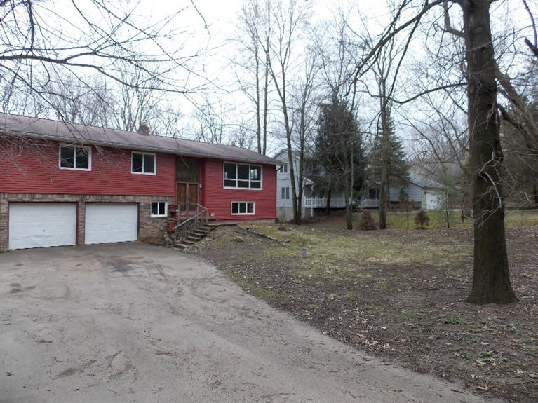 11509 Ridge Road South Lyon, MI 48178 - Photo 2 of 10 Photo 2