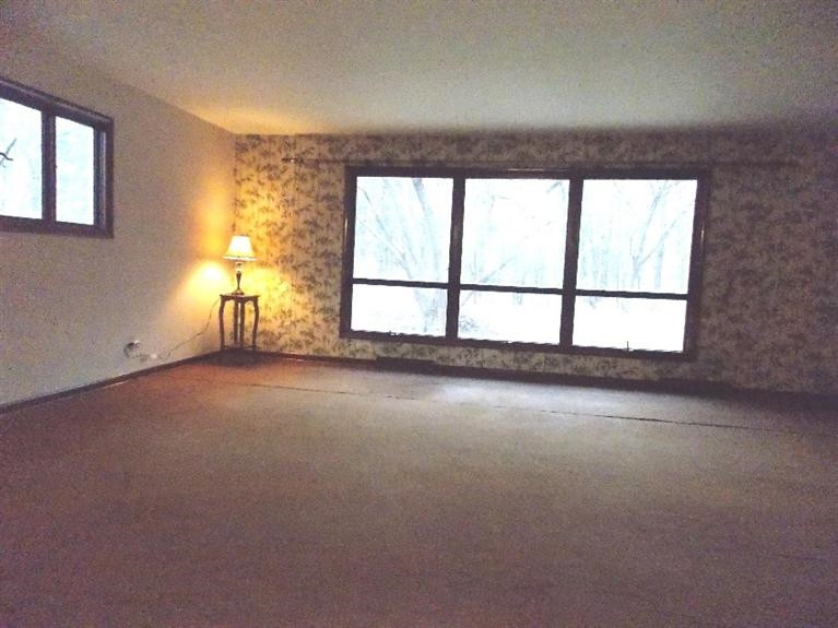11509 Ridge Road South Lyon, MI 48178 - Photo 5 of 10 Photo 5