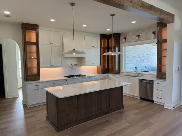 $750,000 | 6697 Ridgeview Estates Lane, Bryan, TX 77808