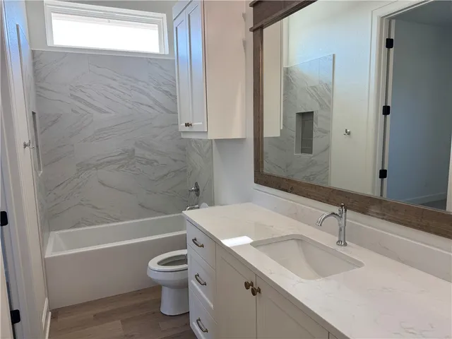 $750,000 | 6697 Ridgeview Estates Lane, Bryan, TX 77808