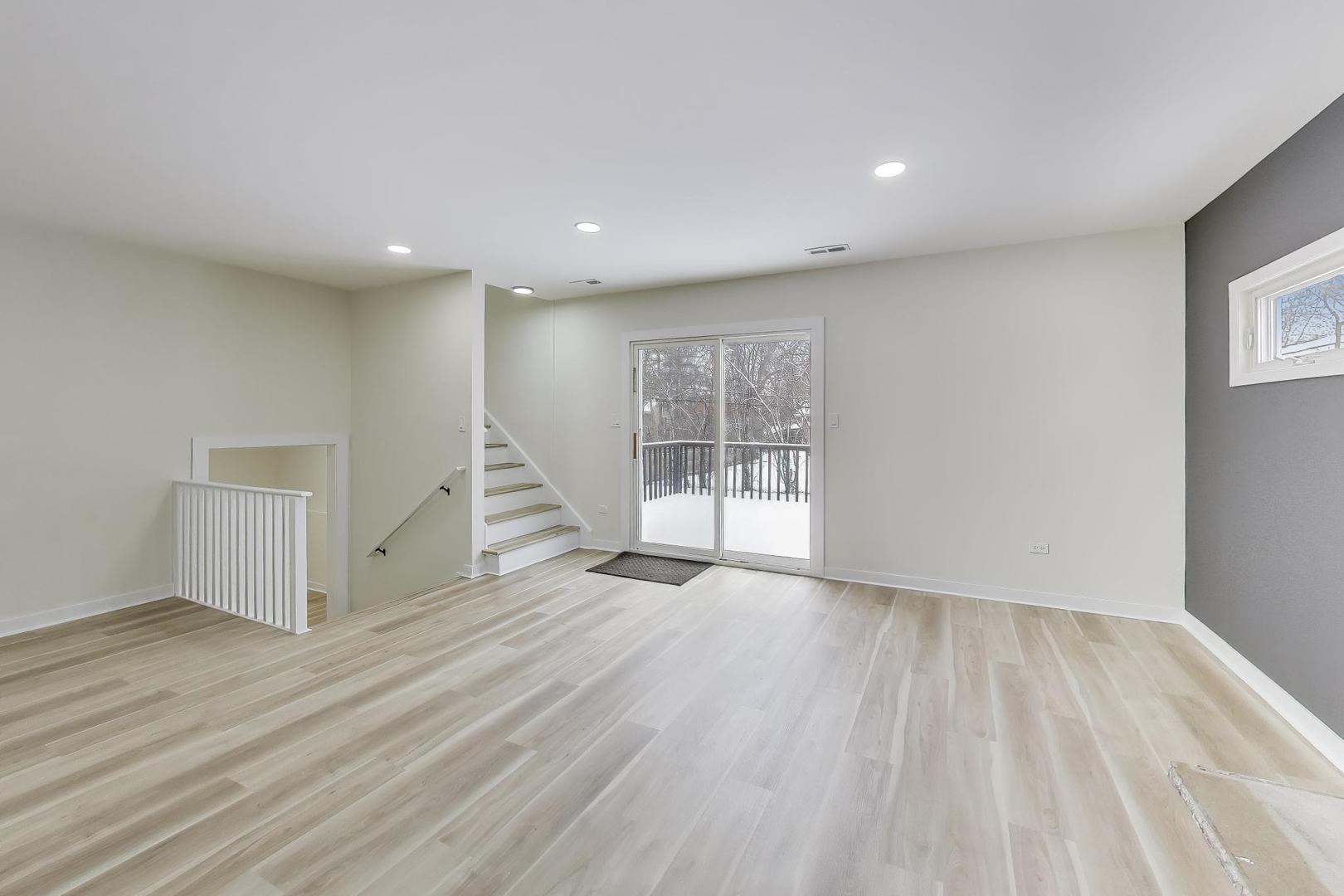 123 South Kainer Avenue Barrington, IL 60010 - Photo 14 of 47