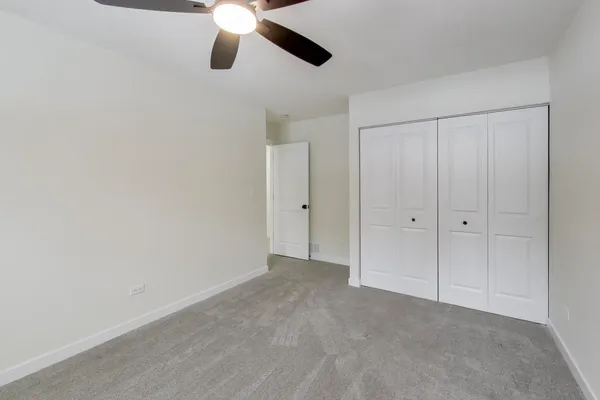 $690,000 | 123 South Kainer Avenue, Barrington, IL 60010